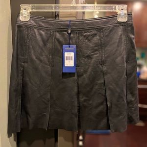 Ralph Lauren pleated leather skirt (Women’s Size 2)